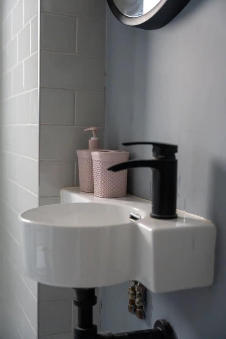 Stylish Cardiff City Apartment ภายนอก รูปภาพ