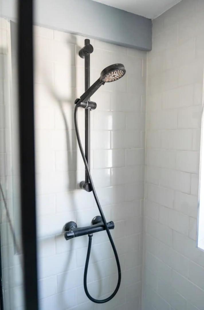Stylish Cardiff City Apartment ภายนอก รูปภาพ